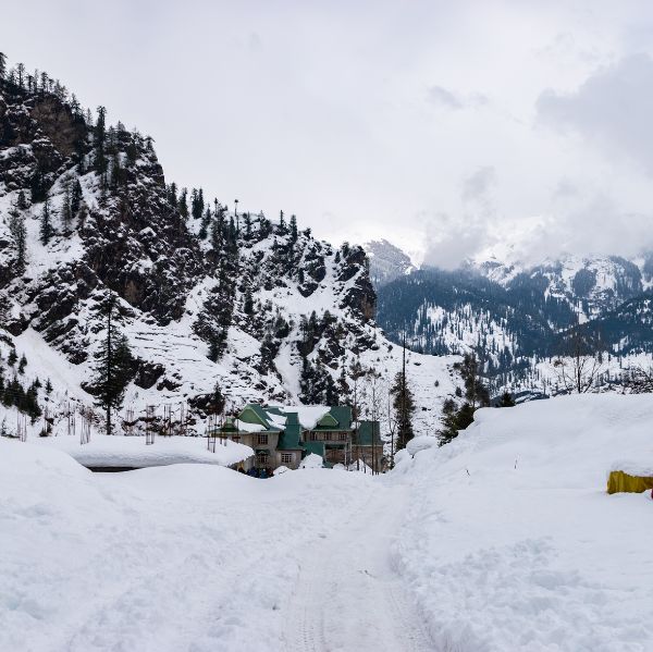 himachal pradesh solang valley snow adventure